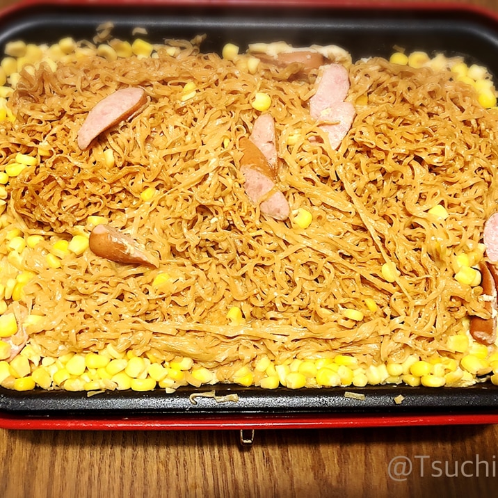 ホットプレートで！コーンクリームチキンラーメン